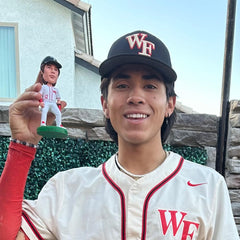 Vollständig anpassbare 1-Personen-Bobblehead mit eingraviertem Text