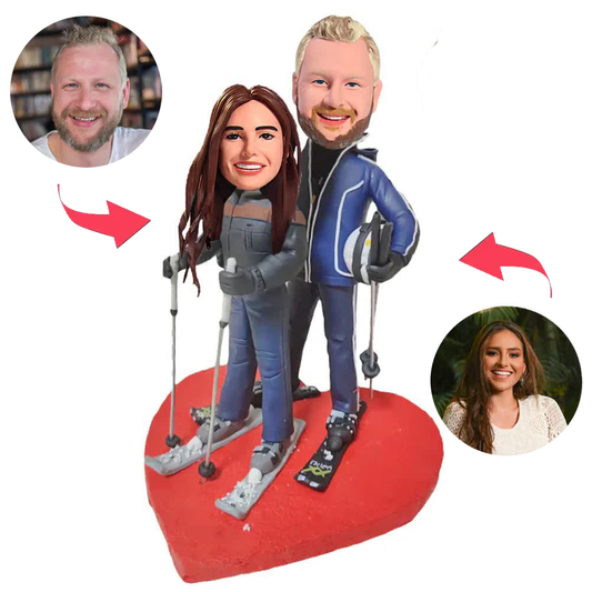Herz Skifahren glückliches Paar Kundenspezifische Bobbleheads addieren Text