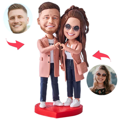 Paarkleidung Glückliches Paar Kundenspezifische Bobbleheads addieren Text