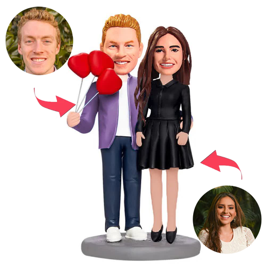 Hält drei Herz-Ballon-Paare Kundenspezifische Bobbleheads mit eingraviertem Text