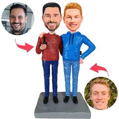Glücklicher Bruder Kundenspezifische Bobbleheads mit graviertem Text
