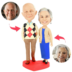 Glückliches älteres Paar in Pullovern Kundenspezifische Bobbleheads