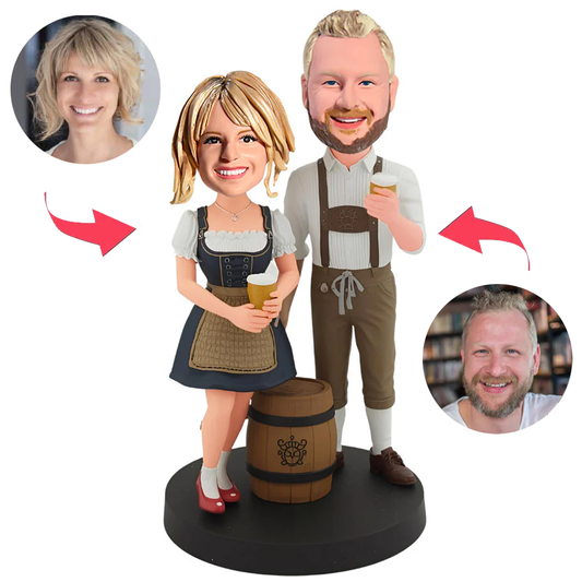 Oktoberfest-Paar mit Biereimern Kundenspezifische Bobbleheads