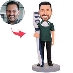 Zahnarzt hält Zahnbürste Kundenspezifische Bobbleheads mit graviertem Text