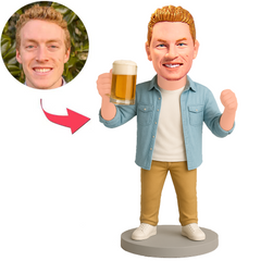 Mann in hellblauer Jacke mit Bierkrug Benutzerdefinierte Bobbleheads