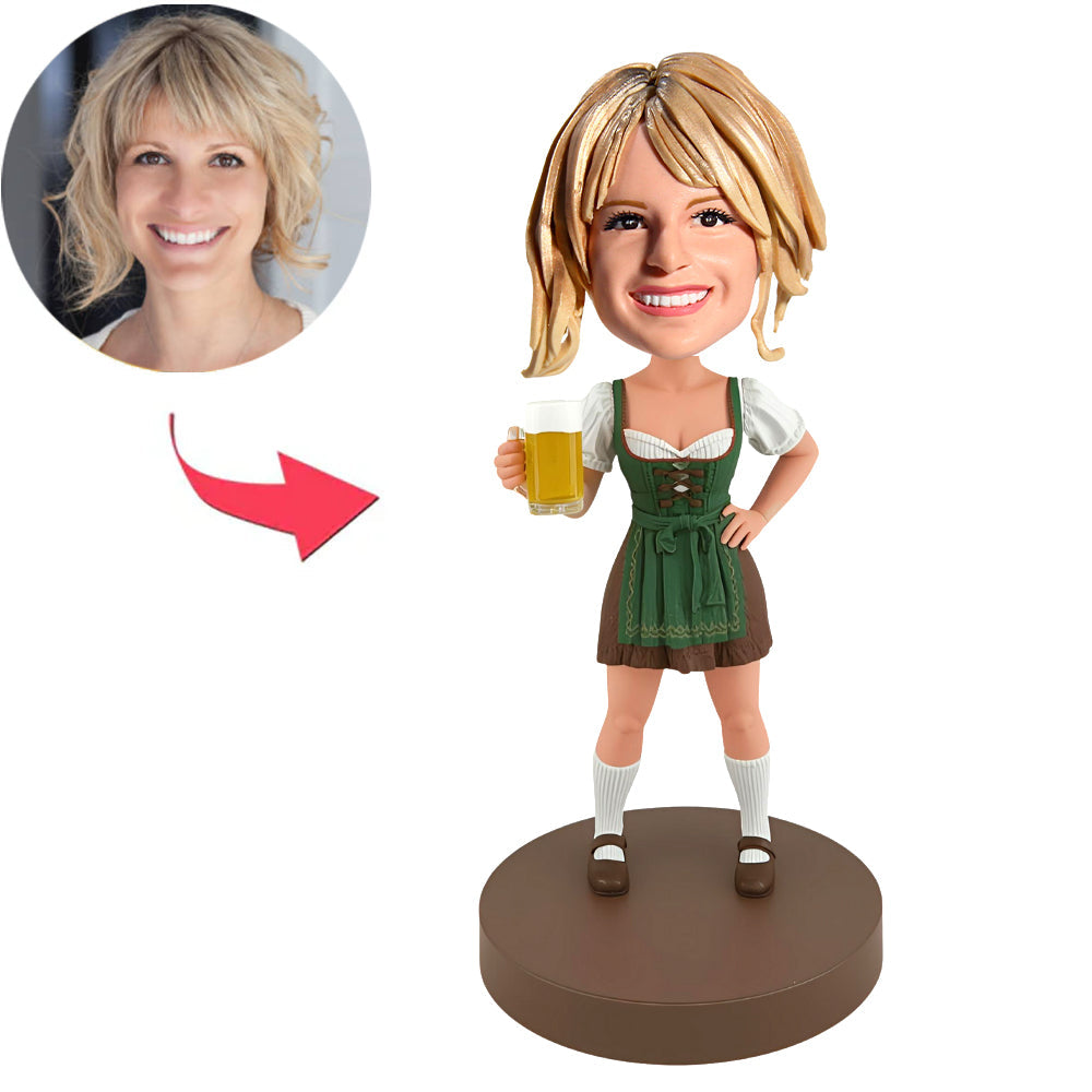 Frau in grüner bayerischer Tracht Kundenspezifische Bobbleheads