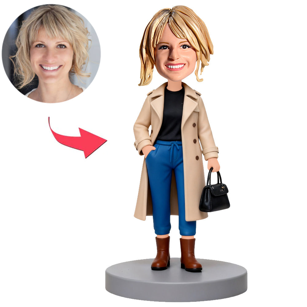 Frau im hellbraunen Trenchcoat Benutzerdefinierte Bobbleheads