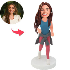 Lässiges Mädchen mit um die Taille gebundener Kleidung Kundenspezifische Bobbleheads addieren Text