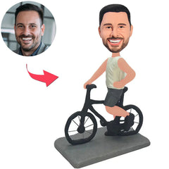 Mann, der ein Fahrrad reitet Benutzerdefinierte Bobbleheads mit graviertem Text