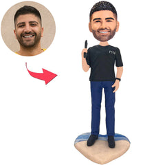 Mann, der am Strand steht Benutzerdefinierte Bobbleheads mit graviertem Text