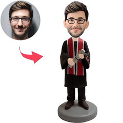 Glücklicher Abschlussjunge Kundenspezifische Bobbleheads mit graviertem Text