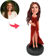 Modefrau im roten Kleid Benutzerdefinierte Bobbleheads mit eingraviertem Text