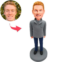 Kundenspezifischer Bobbleheads-Mann in der grauen Strickjacke addieren Text