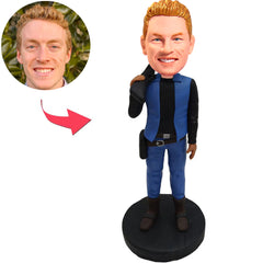 kundenspezifische Bobbleheads gutaussehender Mann mit einer Waffe Text hinzufügen