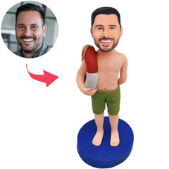 Mann, der Schwimmring-kundenspezifische Bobbleheads hält, addieren Text