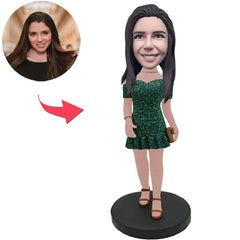 Mädchen im grünen Rock Benutzerdefinierte Bobbleheads mit eingraviertem Text