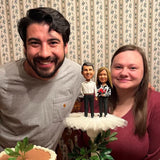 Hochzeitspaar Hochzeitskleid Kundenspezifische Bobbleheads mit eingraviertem Text