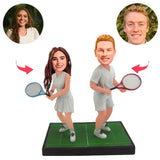 Paar spielt Tennis Kundenspezifische Bobbleheads mit eingraviertem Text