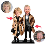 Mann umarmt Frau paar Kundenspezifische Bobbleheads