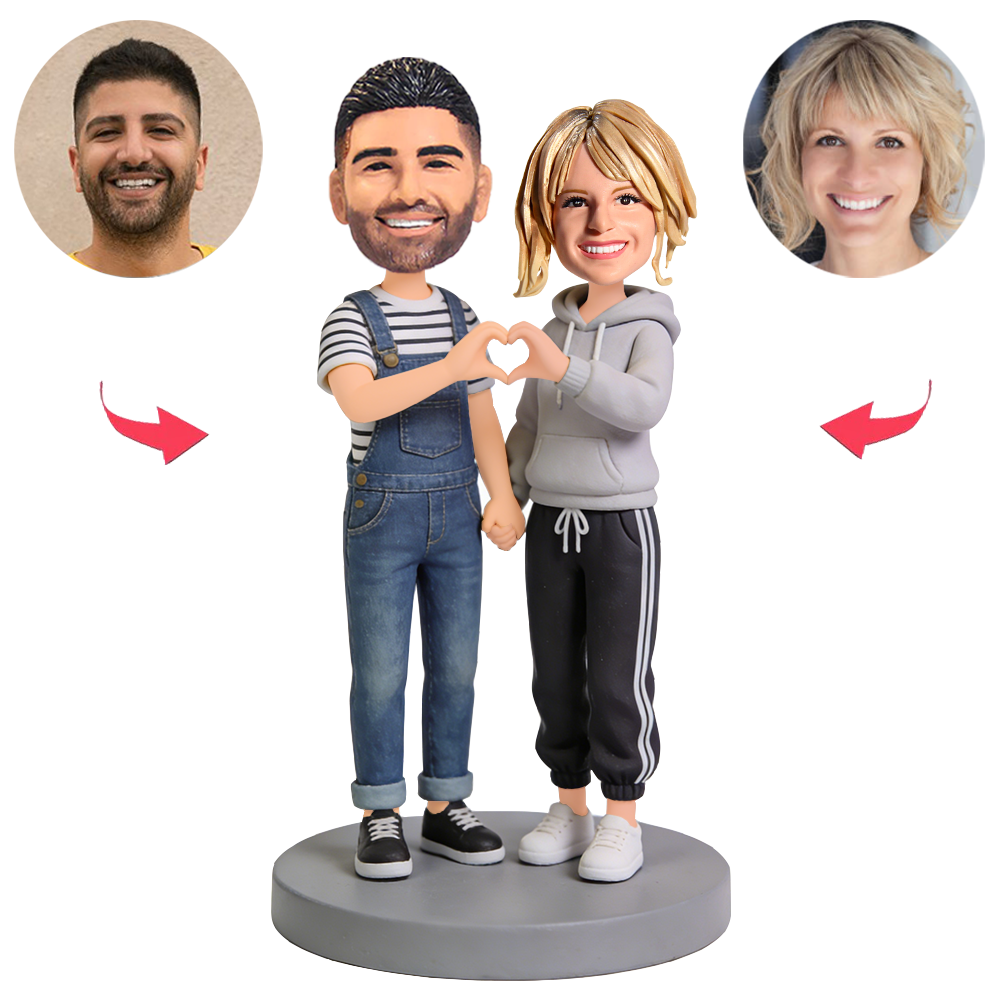 Ein verliebtes Paar formte mit den Händen Herzen Benutzerdefinierte Bobbleheads