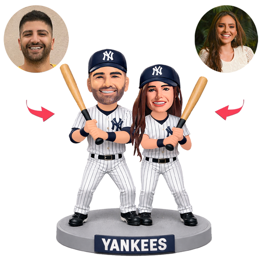 Paar posiert mit New Yorker Baseballfans Benutzerdefinierte Bobbleheads