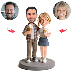 Ein zufriedenes Paar mit Eiscreme Benutzerdefinierte Bobbleheads