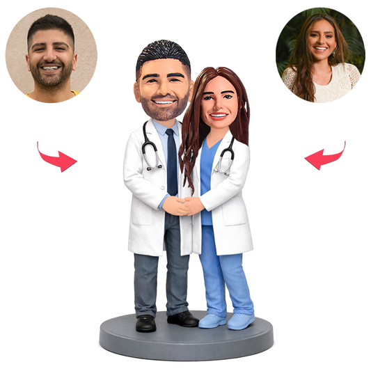 Chirurgenpaar lehnt sich zusammen Benutzerdefinierte Bobbleheads