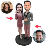 Kundenspezifische Bobbleheads für Geschäftspaare mit graviertem Text