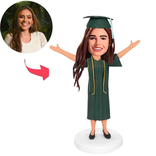 Befreien Sie sich Abschluss-Mädchen-kundenspezifische Bobbleheads addieren Text Mit Abschlusshut