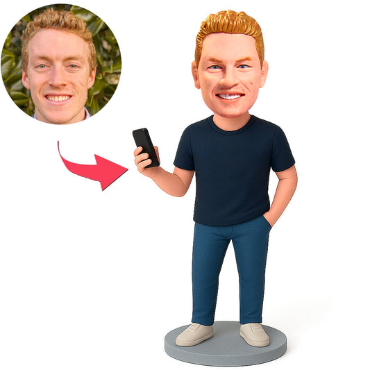 Lässiger Mann mit Handy Benutzerdefinierte Bobbleheads