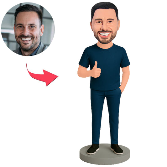 Mann in marineblauem Hemd mit Daumen hoch Benutzerdefinierte Bobbleheads