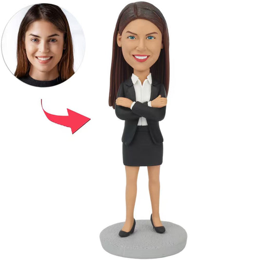 Weibliche Chef mit verschränkten Armen Benutzerdefinierte Bobbleheads