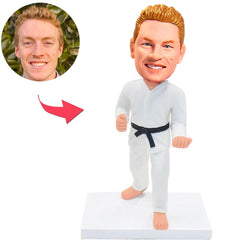 Taekwondo-Mann Kundenspezifische Bobbleheads addieren Text