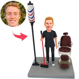 Friseur fegt den Boden Kundenspezifische Bobbleheads addieren Text