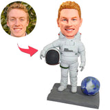 Astronaut und Erde Kundenspezifische Bobbleheads addieren Text