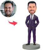 Geschäftsmann-Hände in den Taschen Kundenspezifische Bobbleheads addieren Text