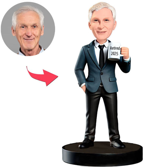 2025 Cup-Geschäftsmann im Ruhestand Kundenspezifische Bobbleheads mit graviertem Text
