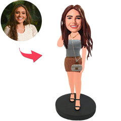 Lässiges Mädchen mit Tasche Kundenspezifische Bobbleheads