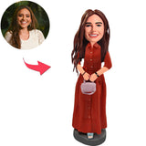 Frau im roten Kleid mit Tasche Kundenspezifische Bobbleheads mit eingraviertem Text