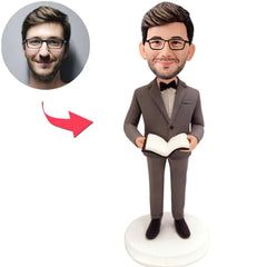 Männlicher Professor, der ein Buch hält Kundenspezifische Bobbleheads addieren Text