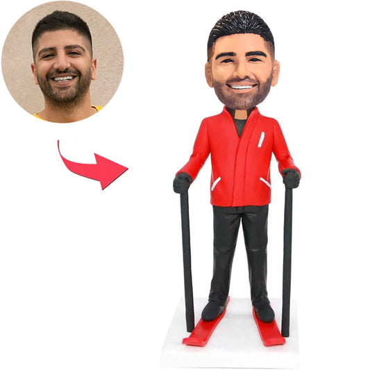 Mann, der kundenspezifische Bobbleheads Ski fährt, addieren Text