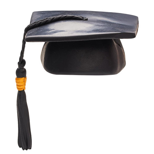 Bachelor-Cap