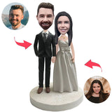 Glückliches Hochzeitspaar Kundenspezifische Bobbleheads mit graviertem Text