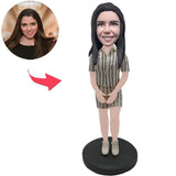 Mädchen im gestreiften Anzug Kundenspezifische Bobbleheads mit graviertem Text