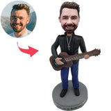 Kundenspezifischer Bobbleheads-Mann, der die Gitarre spielt, addieren Text